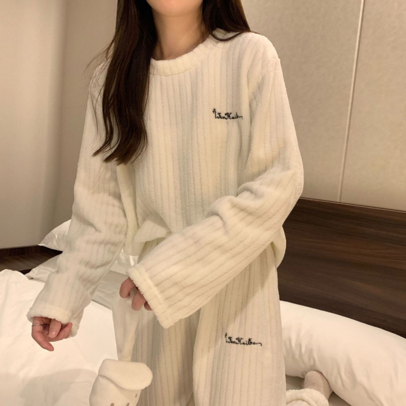 산호 벨벳 두꺼운 기모 겨울 잠옷 여성 외복 2024 새로운 느슨한 게으른 스타일 홈 옷