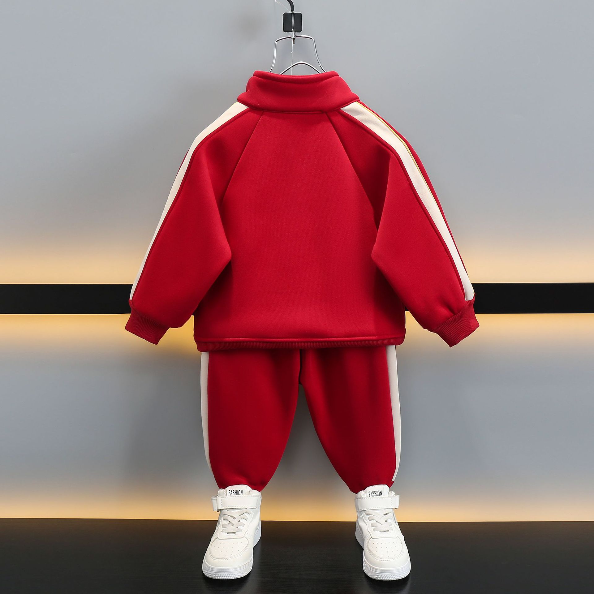 6561 niño más traje de terciopelo otoño e invierno engrosamiento de una pieza suéter de terciopelo de dos piezas para niños invierno estilo occidental bebé ropa para niños