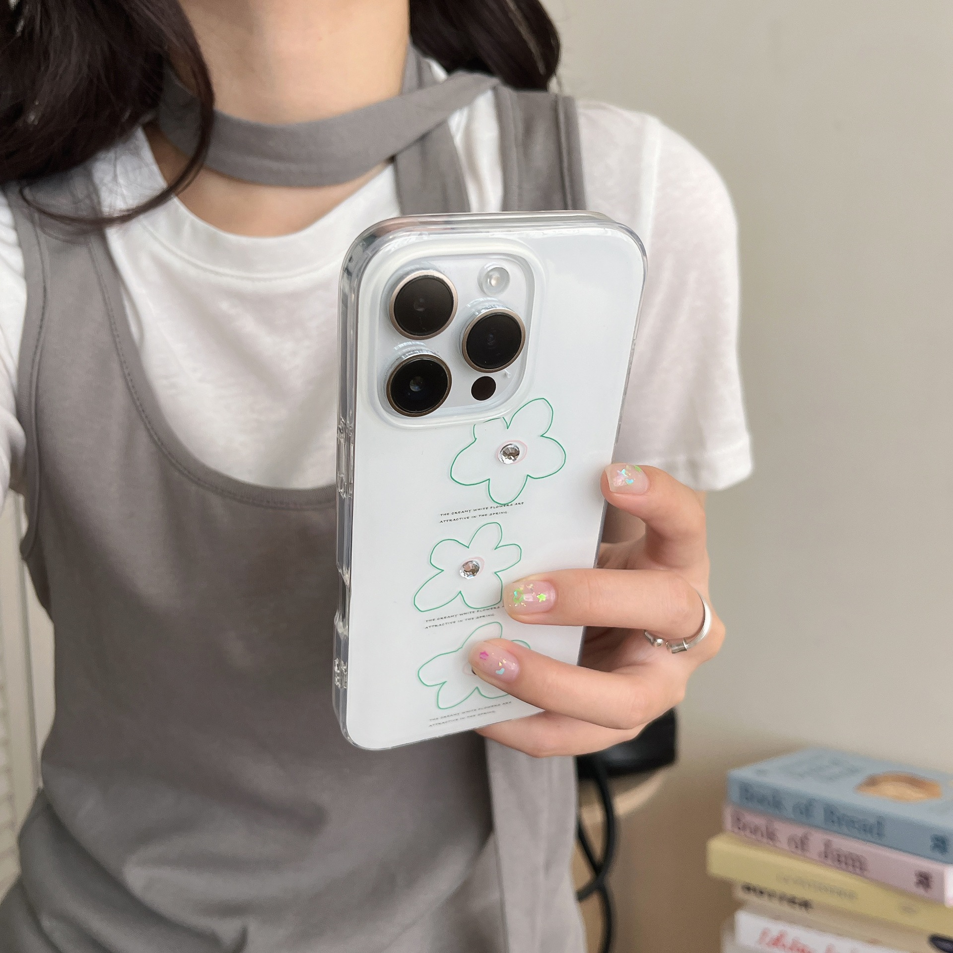 Flor de graffiti de personalidad simple para Apple 16Pro funda para teléfono iPhone 15PM pareja 14/13 nuevo 16PM