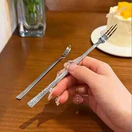 精致不锈钢西餐锤纹三齿水果叉甜品叉意面沙拉叉高颜值叉主食面叉