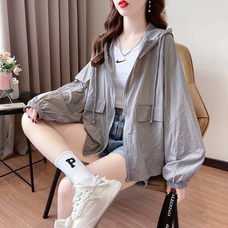 [Polyester Fiber] Summer Solid Color Sun Protection Clothing Women's Stylish 2022 Trendy Long-Sleeved Zipper Unique Hooded Jacket