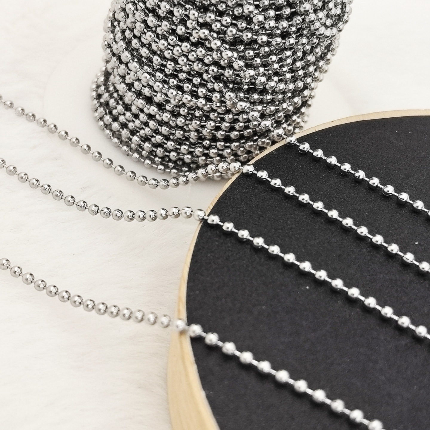 304ステンレス角線十字o型唇チタン鋼チェーンdiyネックレスブレスレット眼鏡鎖飾り卸売り