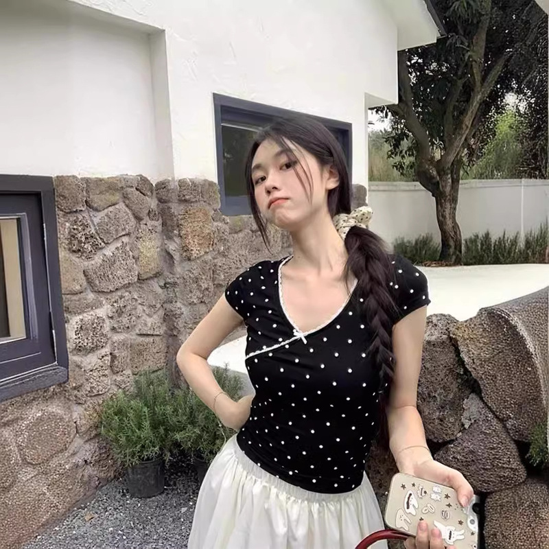 Sweet and Spicy French Style Design Polka V-neck Short-sleeved T-shirt Women's Bow Summer New Slim-fit Short Spice Girl Top
