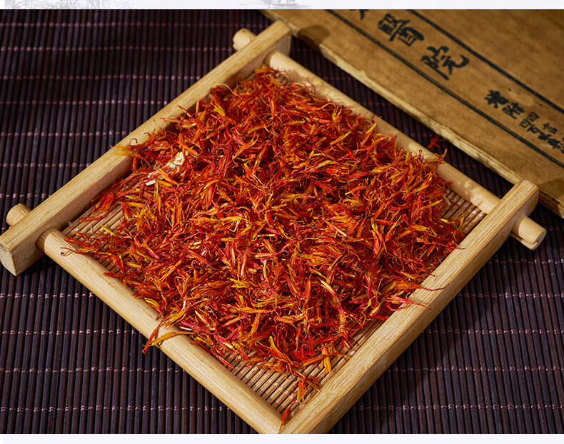 Dried Safflower Hong Hua 500g Natural Sun-Dried Chinese Herbal Flower for Tea Foot Soak and Decoction in use