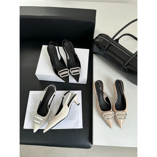 2025 Early Spring New Style Elegant Pointed Toe Shallow Mouth Rhinestone Back Hollow Toe Sandals Women's Versatile Mid-Heeled Flats Women's Shoes