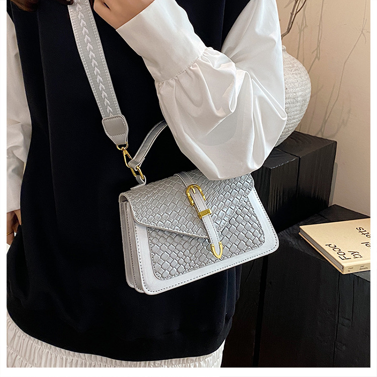 307g Weight Magnetic Buckle Closure Type Single Shoulder Strap Strap Type Crossbody Bag Bags Type Daily Occasion Pu Leather Material Color Block, Solid Color Pattern All Seasons Season Women's Gender Classic Style Style Square Shape Small Size Women's Small Pu Leather Color Block Solid Color Classic Style Square Magnetic Buckle Crossbody Bag 23