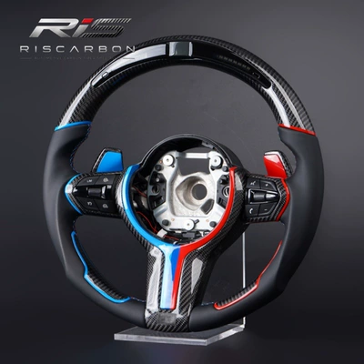 Carbon fiber red and: Steering wheel