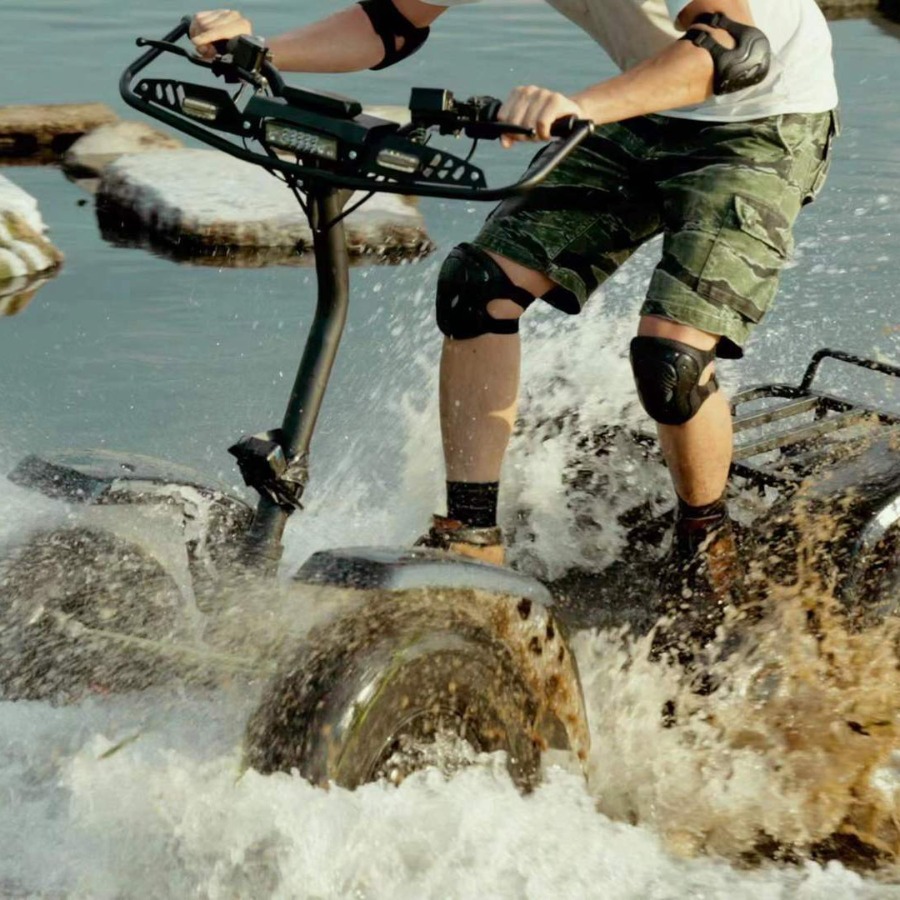 大四轮越野车，四轮越野沙滩车，四驱沙滩车全地形车，四驱越野车
