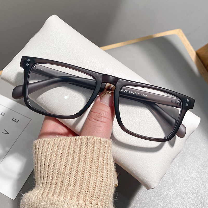 Marco grande de los hombres de moda gafas de miopía Placa de los hombres forma cuadrada negro Robert Downey mismo anti-azul gafas de luz