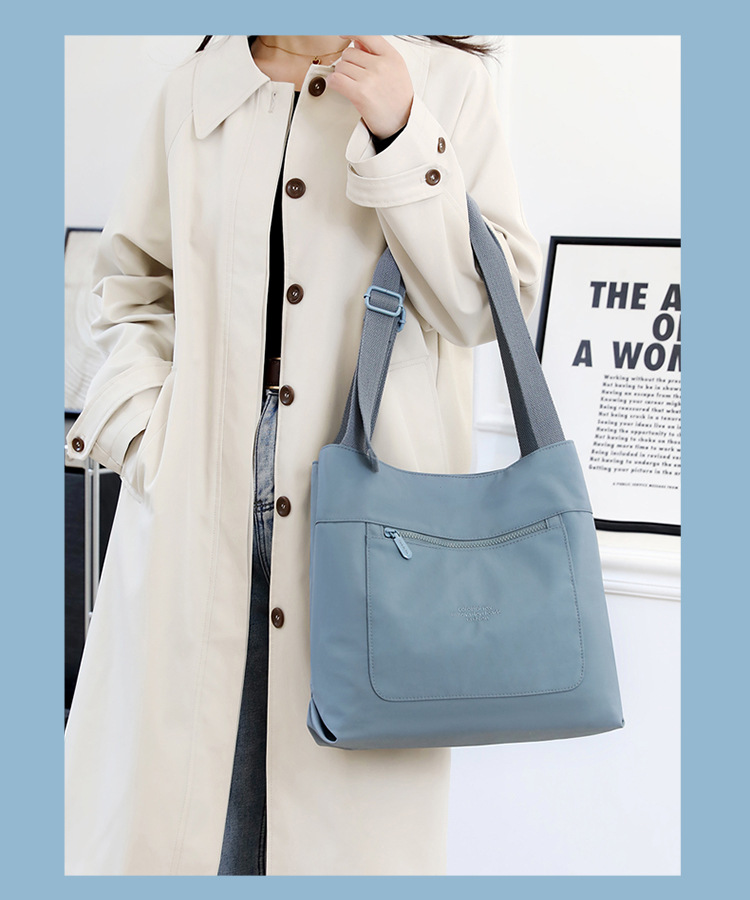 Colorful Fox's new 2025 versatile large-capacity tote bag for women's simple, casual and commuting single-shoulder mommy bag undefined