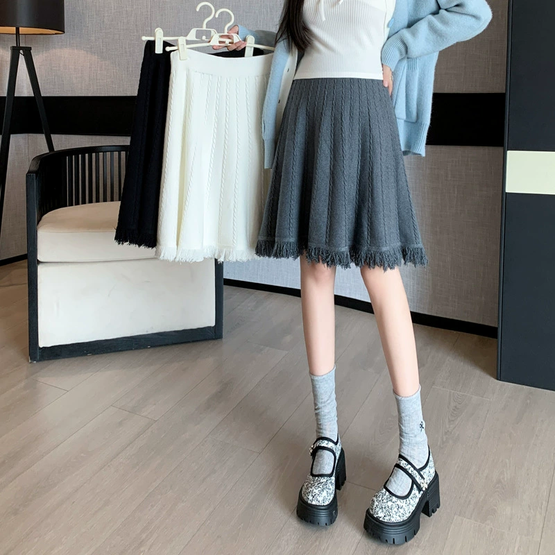 Короткая юбка для беременных осенью и зимой носить свободную ветерок