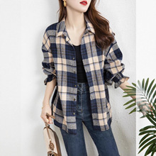 英伦风格子衬衫女款2025新款磨毛长袖上衣复古通勤叠穿外搭衬衣潮