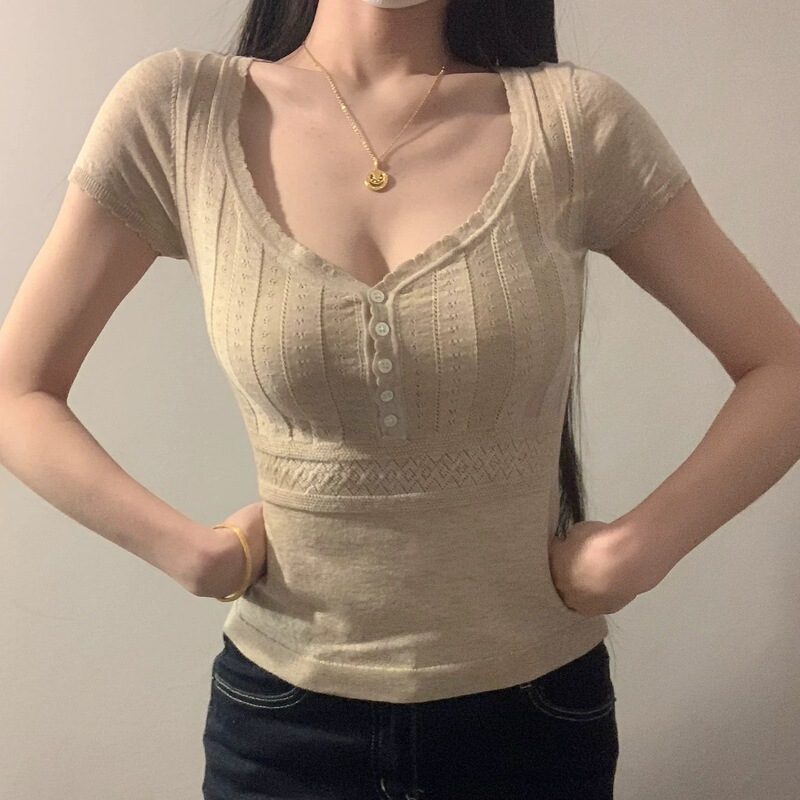 French-Style Gentle Wave-Edge V-Neck Knitted Short-Sleeve Women's Summer Slim-Fit Hollow-Out Buttoned Top Trendy