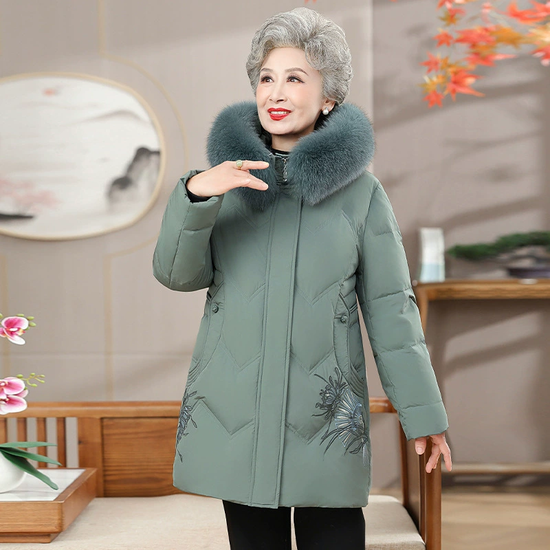 Мама пуховик средний пожилой зимний костюм бабушка теплая средняя длинная куртка 90 белая утка шерстяной воротник модный