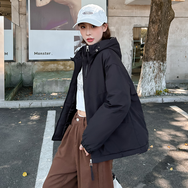 Anti-temporada ropa de plumón de mujer corta 2025 nuevo estilo coreano pequeño color sólido ropa de moda de pan dulce abrigo cálido