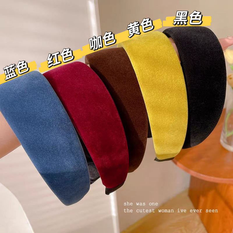 1004/61 Atmospheric Velvet Wide-Brimmed Headband