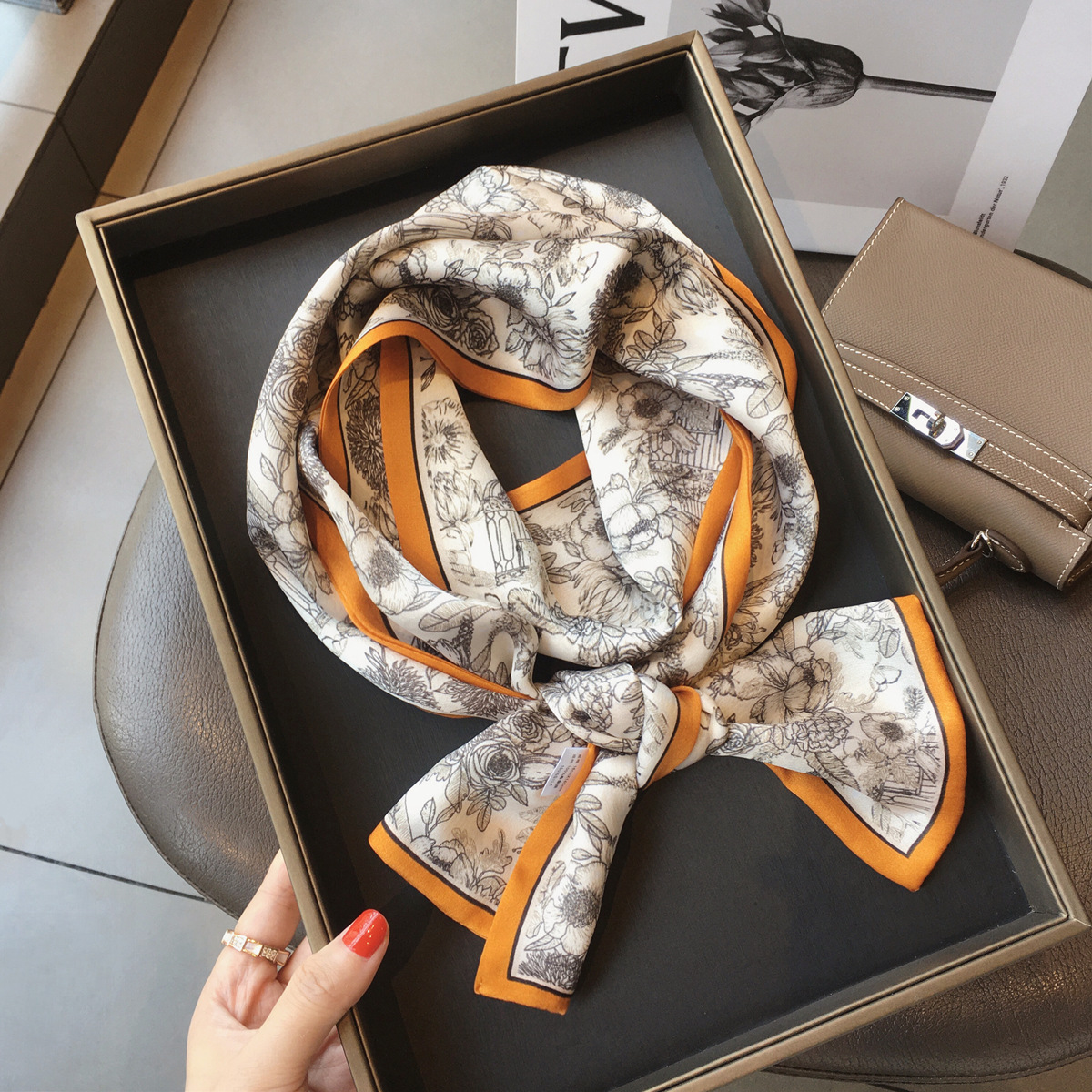 Hangzhou bufandas de seda verde azul estilo nacional morera seda flotante mujer primavera y otoño con bufandas de seda de doble capa 150 * 15cm bufandas