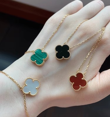 Double-sided four-leaf clover necklace I...