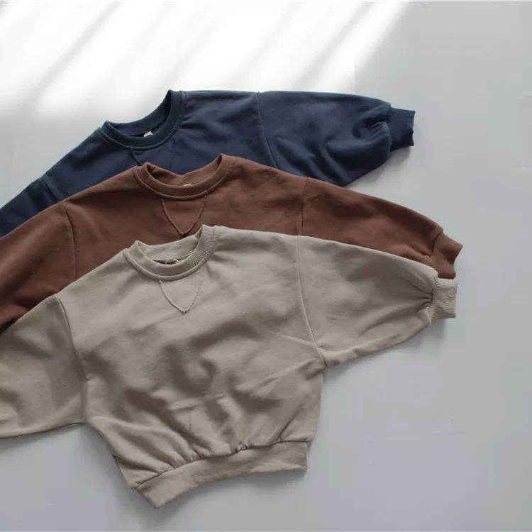 Spring children's solid sweatshirt with a round collar for boys, Korean style