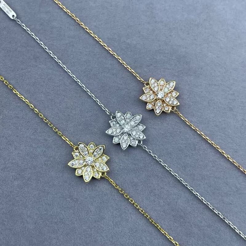 New Clover Petal Full-Diamond Clover Bracelet, Exquisite and Simple, Ins-Style High-End Light Luxury Flower Bracelet in Silver