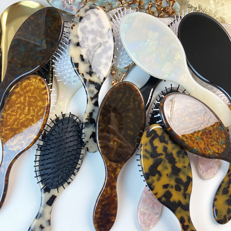 Retro Women's Solid Color Acetic Acid Sheets Hair Combs display picture 1
