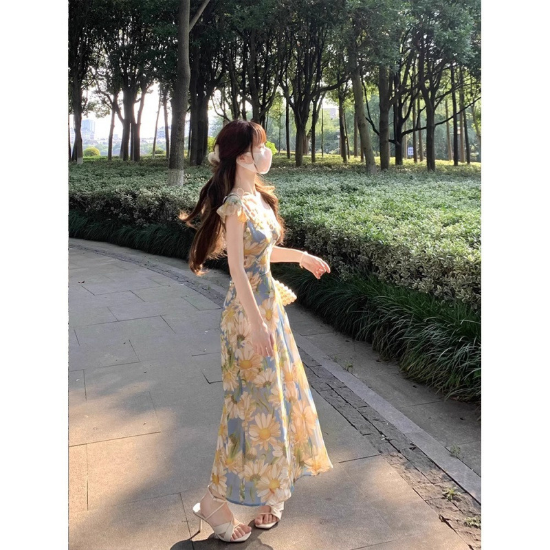 フレンチ韓国スタイルのロマンチックな小さなフライングスリーブワンショルダードレス女性の夏フレンチティーブレイク海辺休暇スタイル|undefined