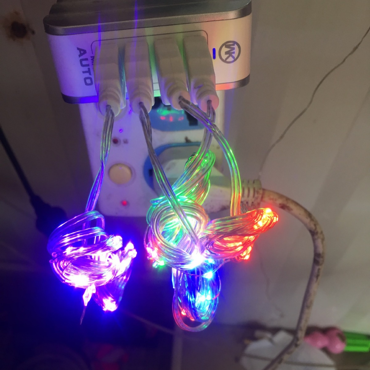 Interfaz USB de carga tesoro decorativo alambre de cobre Cadena de luz pequeña cadena de luz de color bombilla pequeña cadena de luz estrella luz lámpara de alambre de cobre