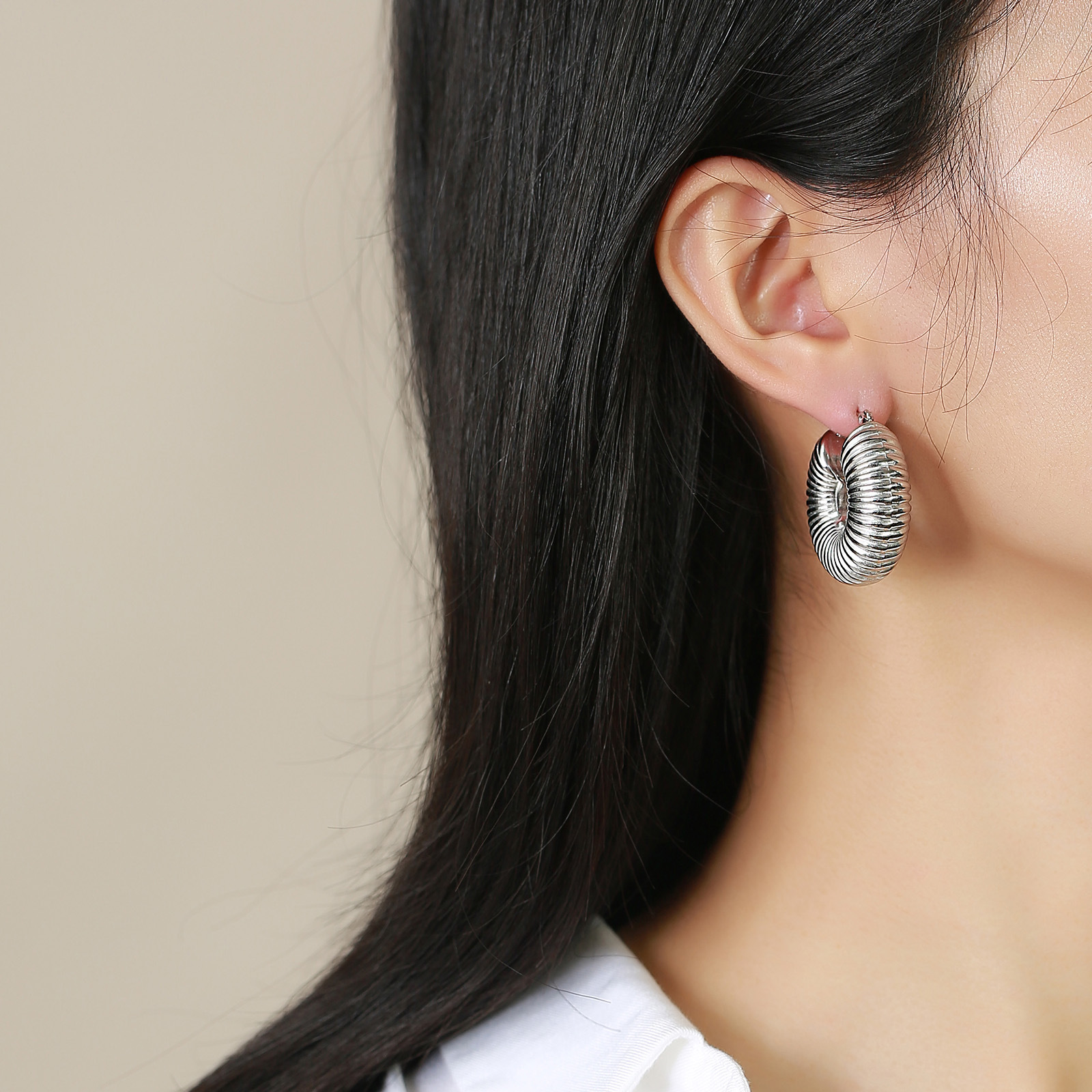 Fashion Solid Color Stainless Steel Plating Earrings 1 Pair