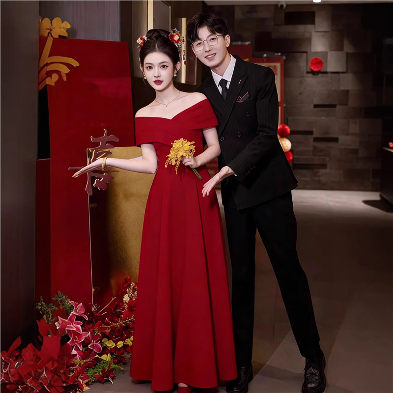 Plus-Size French-Style Simple and Elegant 2026 New High-End Bridal Wedding and Engagement Long Dress for Petite Women