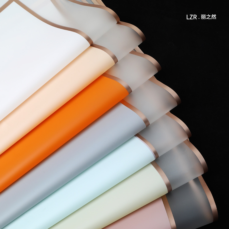 Li Zhiran Rose Phnom Penh Space Papel de embalaje de película de gelatina Marco simple Papel de ramo mate translúcido impermeable