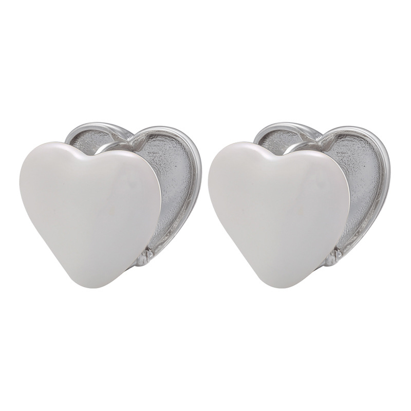Fashion Heart Shape Brass Plating Ear Studs 1 Pair