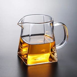 Square Cup Transparent Glass Fair Cup Small Green Tangerine Tea Leakage Special Tea Sea Tea Divider Glass Pointed Mouth Tea Cup