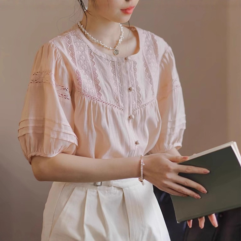 Lotus Pink Short-Sleeved Lace Shirt for Women 2026 Summer New Style French Palace Style High-End Unique and Beautiful Top Lotus Pink Short-Sleeved Lace Shirt for Women 2026 Summer New Style French Palace Style High-End Unique and Beautiful Top