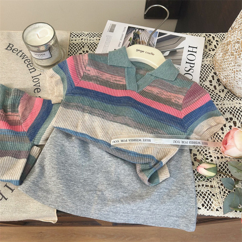 Korean Children's Summer 2024 New Color Block Striped Short Sleeve T-Shirt and Grey Skirt Pants Set - Stylish and Versatile