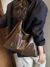 �μ����2025��Ӱ�б���Ů�������¿�����羳�|��ˮͰ��Ů��