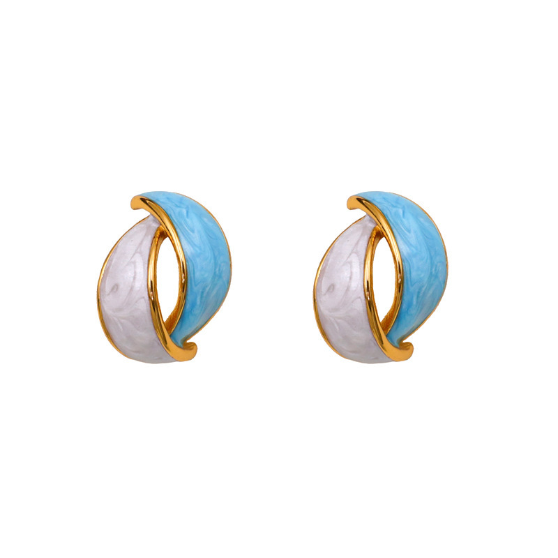 Elegant universal earrings