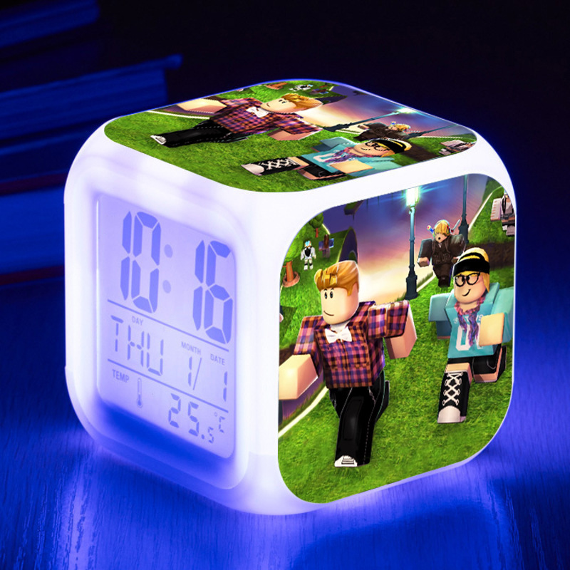 跨境直供新品定制创意七彩发光变色卡通数字 BOBLOX四方钟闹钟