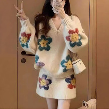 韩风chic一整套慵懒松弛感温柔风v领针织衫短裙两件套装2025冬季