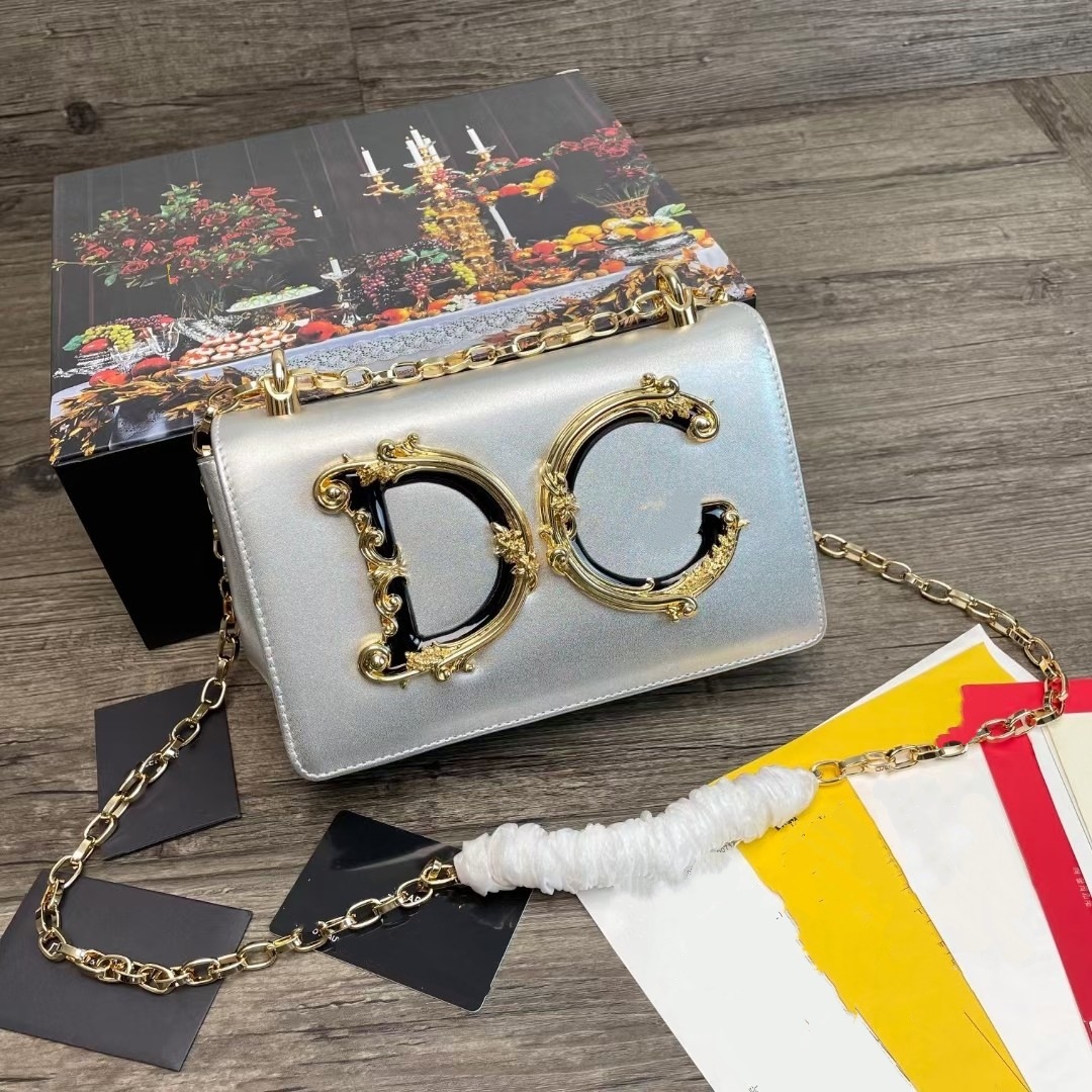 D-Brand 2025 New Cross-Border Luxury Texture Banquet Small Square Bag For Women Fashion Versatile Chain Shoulder Crossbody Bag - Thumbnail 7