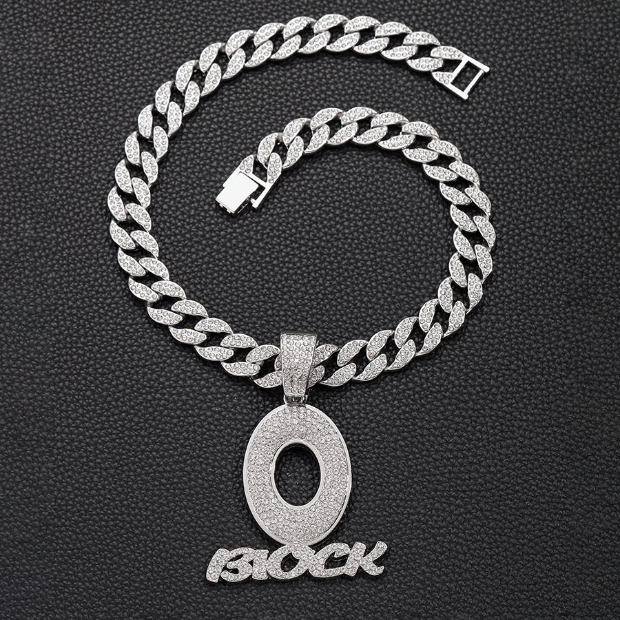 Collier personnalisé avec pendentif lettre O exagéré en diamant, style Rap Hip Hop cubain, bijoux_voghion.com