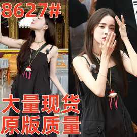 明星同款时尚黑色背带休闲宽松A摆大口袋工装纯连衣裙