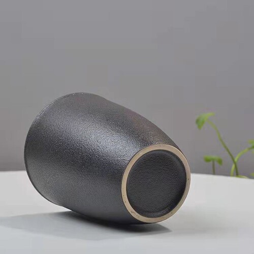 Black Ceramic Chinese-Style Fair Cup & Tea Strainer Set – Simple, Large-Sized Ceramic Tea Server with Teapot Accessory for Kung Fu Tea Ceremony