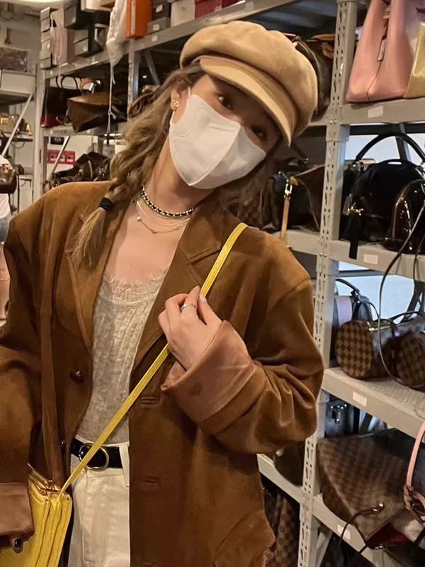 美拉德棕色麂皮绒西装外套女秋季设计感小众宽松休闲复古西服上衣|undefined