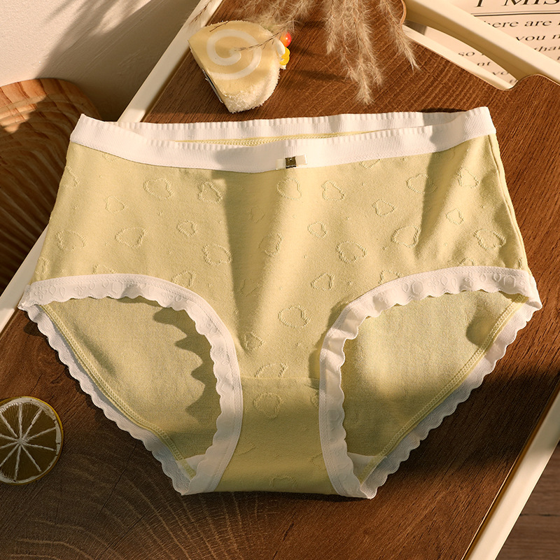 Ropa interior de mujer entrepierna transpirable de algodón puro Pantalones cortos de triángulo para niñas japonesas 2024 nueva ropa interior de talla grande sin costuras para mujer al por mayor