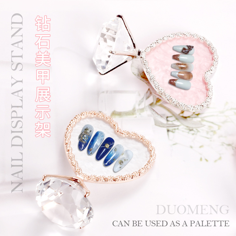 Nuevo Marco de exhibición creativo en forma de corazón borde dorado Cross-border exclusivo diamante Fondo manicura acabado soporte de exhibición pendientes soporte de exhibición