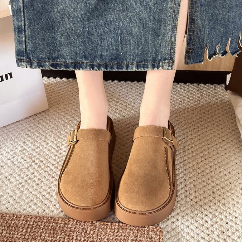 平底ラバーミッドヒール(3-5cm)トゥキャップカウスエード(ヌバックレザー)スリッパ|undefined