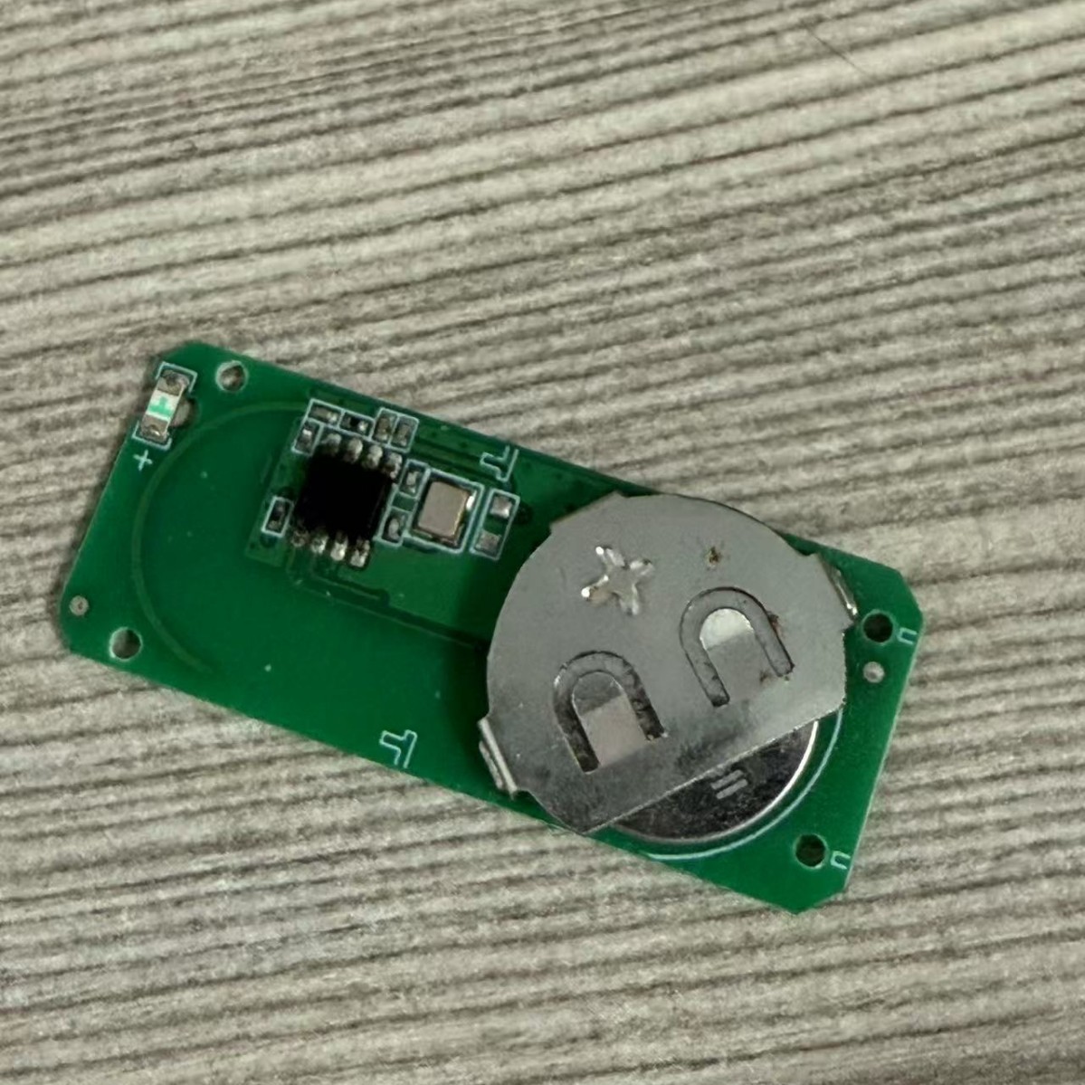 供应CR2032遥控器五金弹片，爱玛遥控器CR2032电池弹片