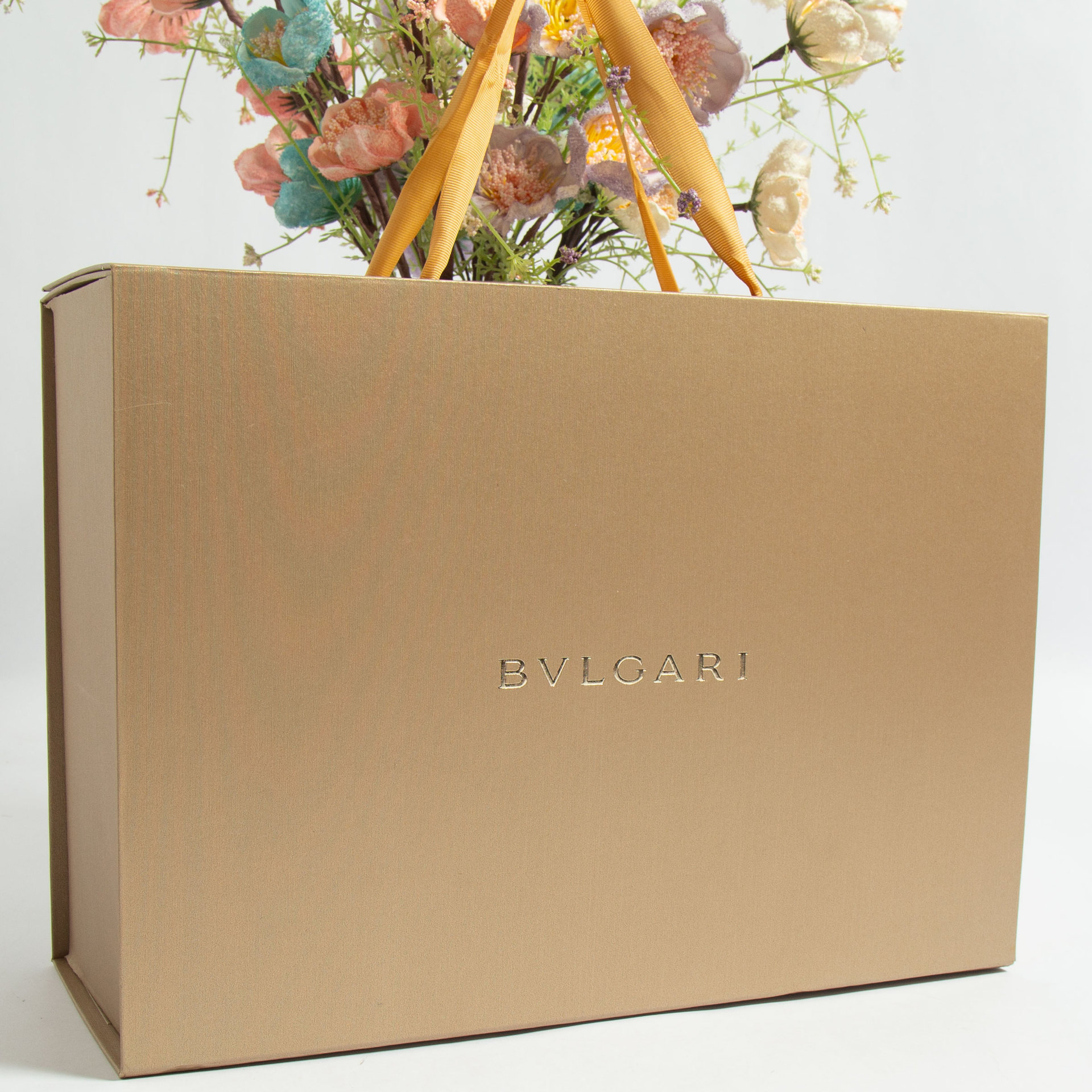 专注品质一比一 欧美奢侈品专柜大牌 BVLGAAR*折叠盒加印LOGO