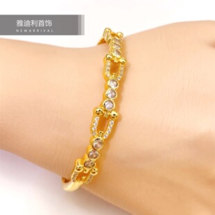 �羳�߰汾�R������C�U�Վ׺����CŮ�W���p���֭h΢肽��C�����l