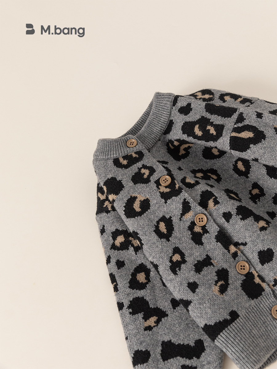 Yubao ropa infantil suéter de primavera y otoño niñas cardigan de punto chaqueta de leopardo para niños 2026 otoño y invierno nuevo